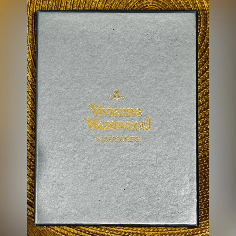 ❌❌sold❌❌Vivienne Westwood Black Orb Bifold Wallet w/ box and tags - Picture 8 of 9
